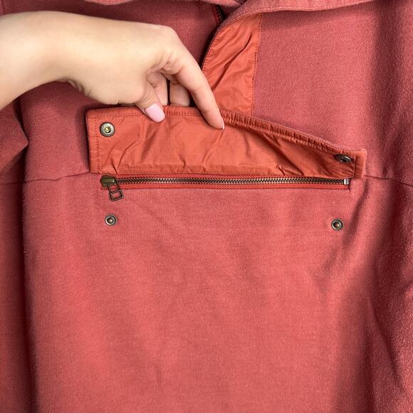 L.L Bean Signature Women's Pink 1/4 Zip Pullover Pouch Pocket detail Size M - Picture 4 of 8